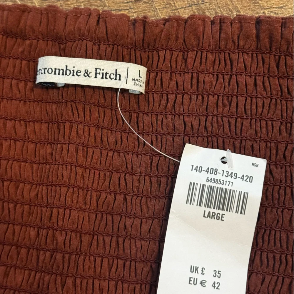 Abercrombie Brown Smocked Halter Top NWT - Picture 4 of 4